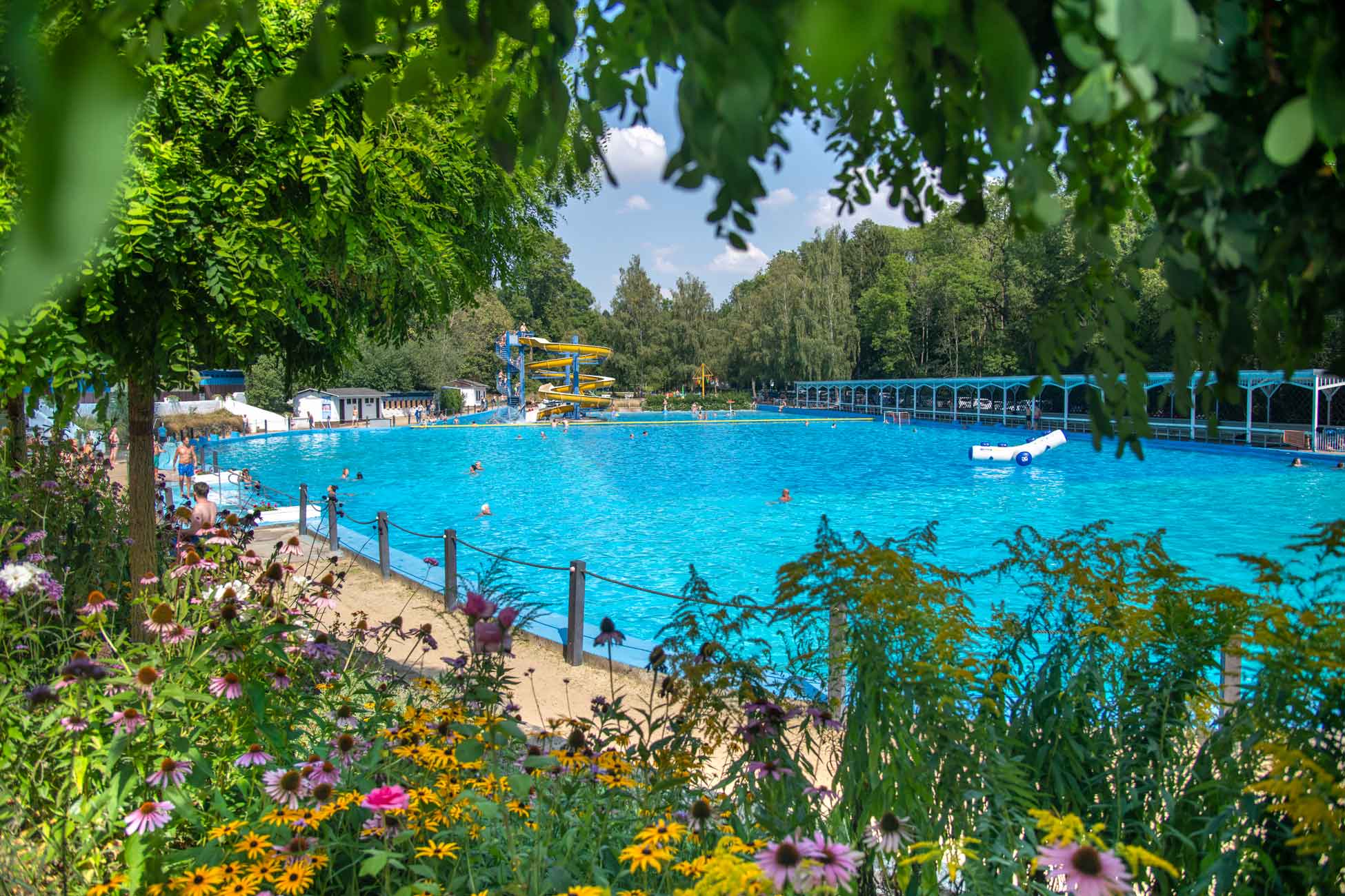 Unser Waldschwimmbad ist ein Denkmal unter den Freibädern Thüringens.